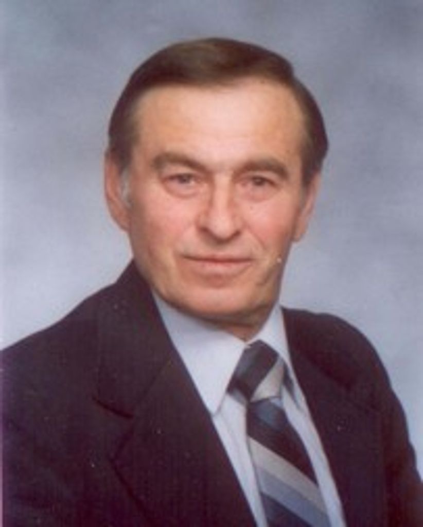 Michele "Mike" Saraceno