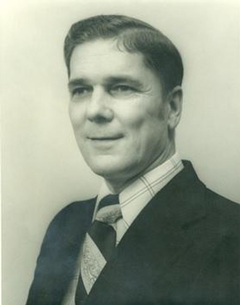 Richard E Umbach Profile Photo
