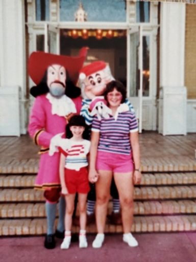 Amy Elizabeth Willingham photo gallery thumbnail 1 of 3