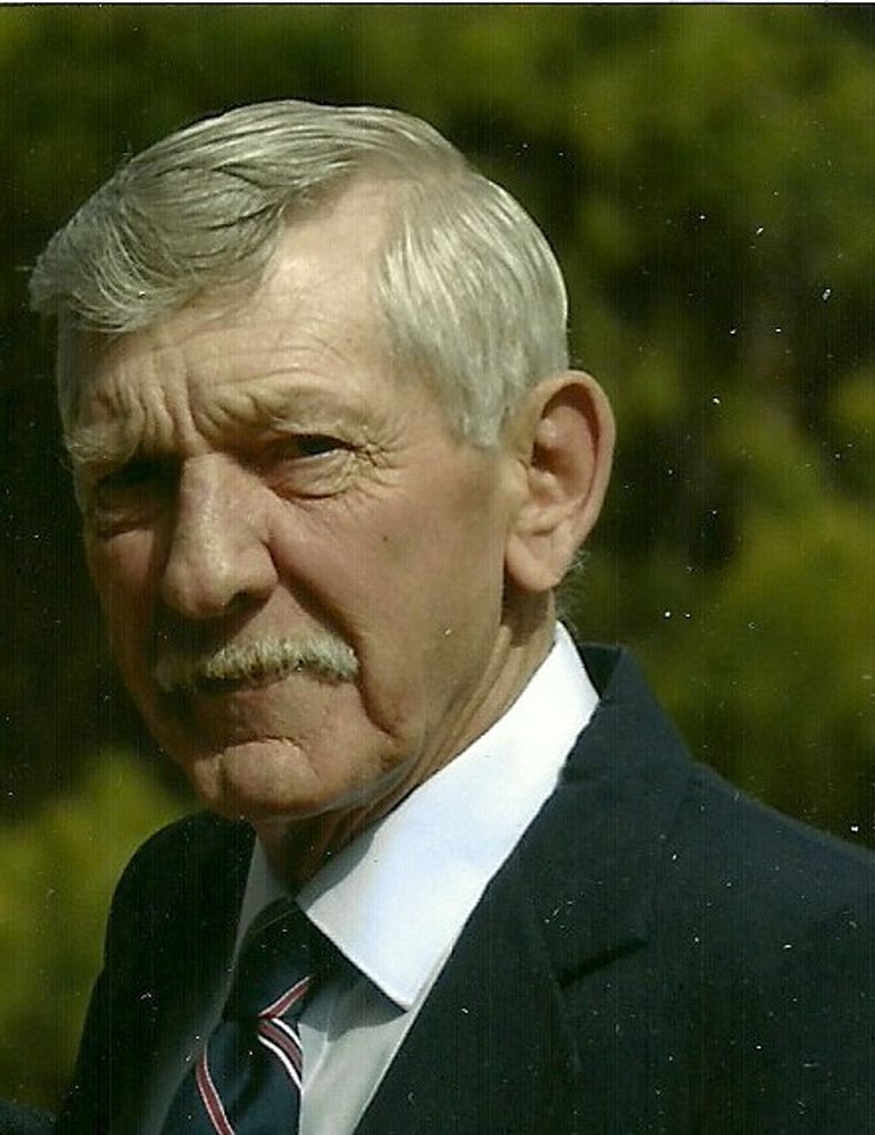 James "Jim" Robert Woodard