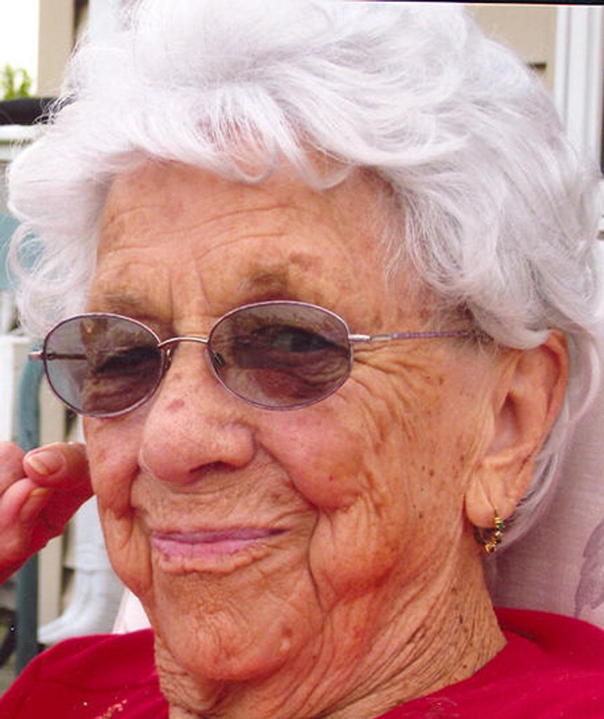 Viviam M. Tuyls