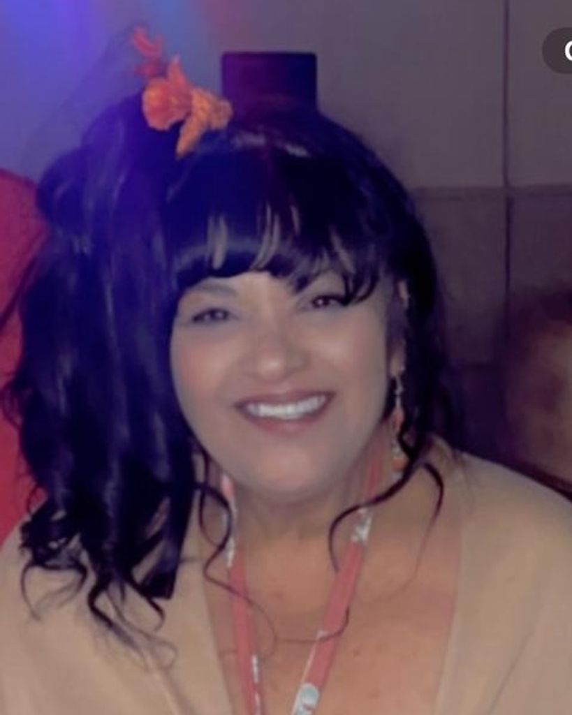 Josefina "Sugar" Salazar Hands