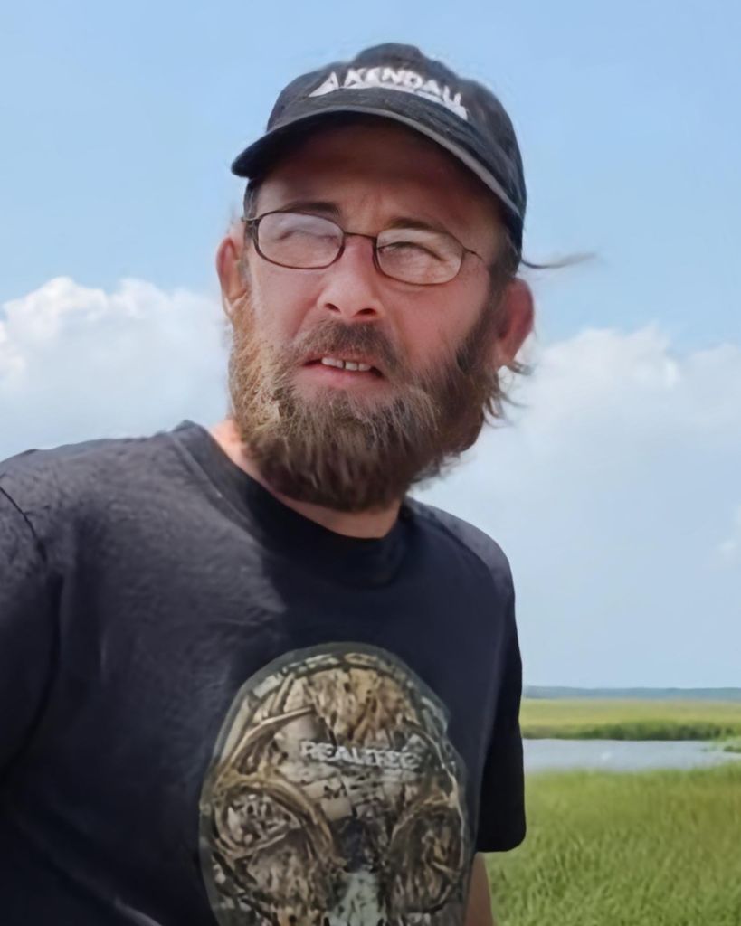 Christopher Lewis Sisk Profile Photo