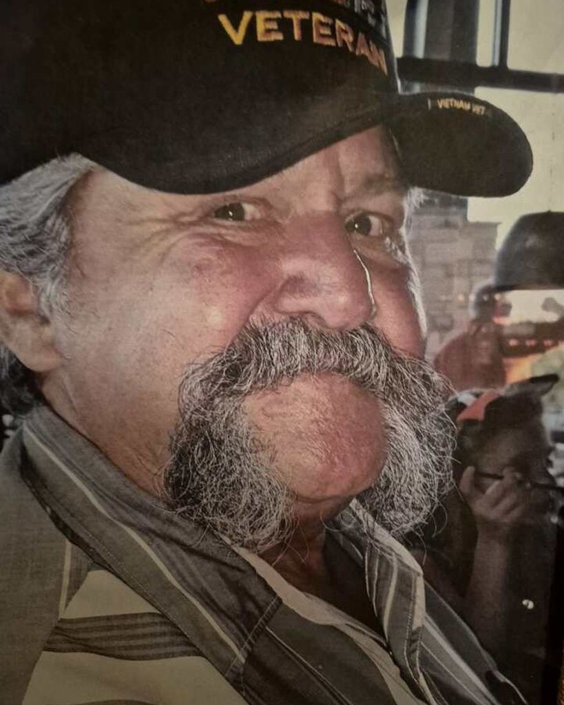 Dennis Wayne Carlson Profile Photo