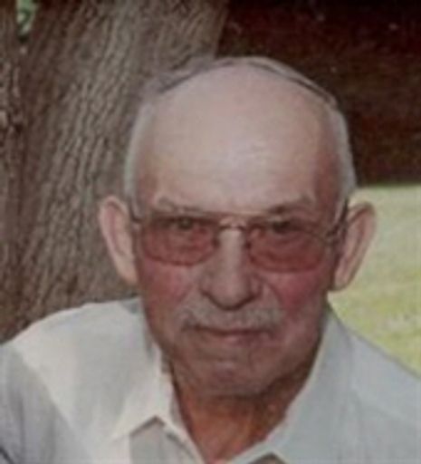 Elmer Lubenow photo gallery thumbnail 1 of 2