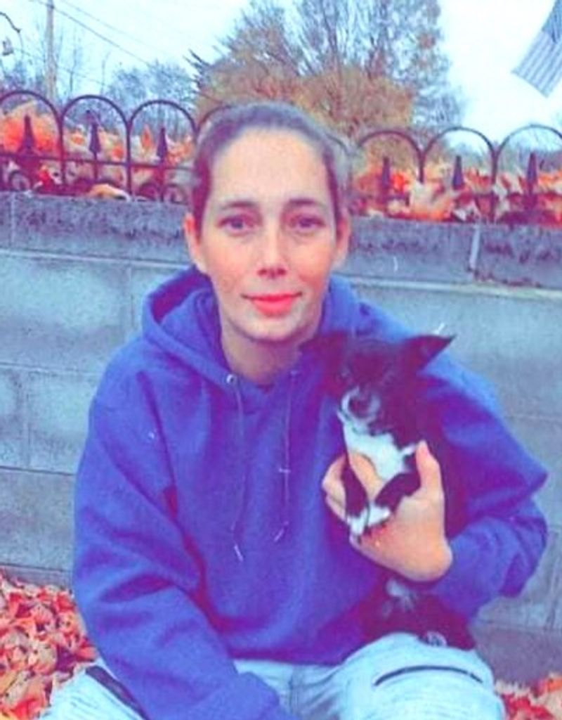 Jean Nicole Mills Profile Photo