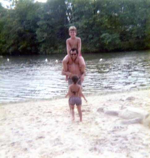 John Peters photo gallery thumbnail 7 of 62