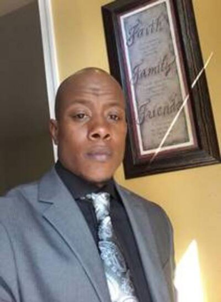 Michael Thomas Mcnair