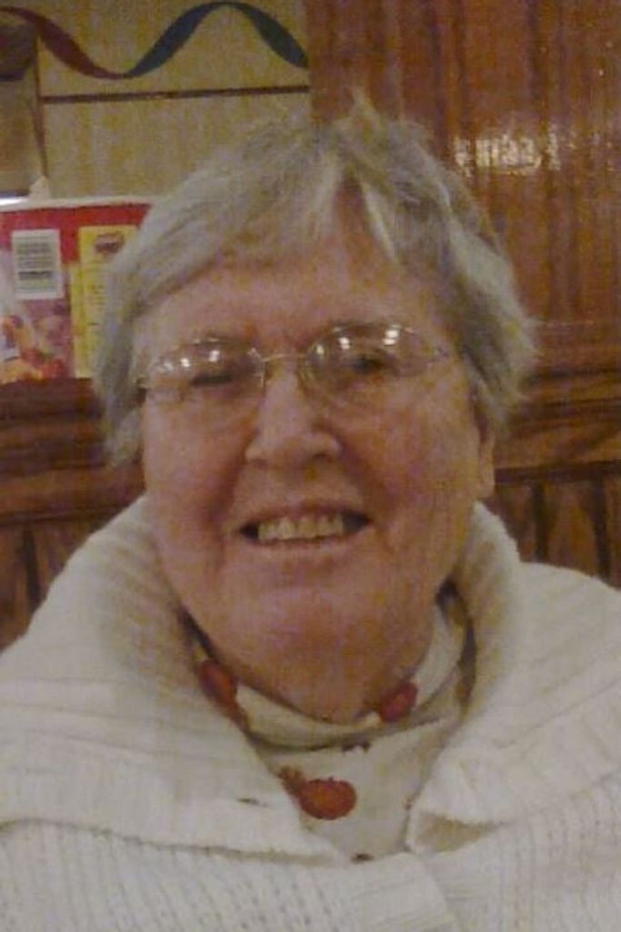 Edythe "Edie" (Tapley) Moulton