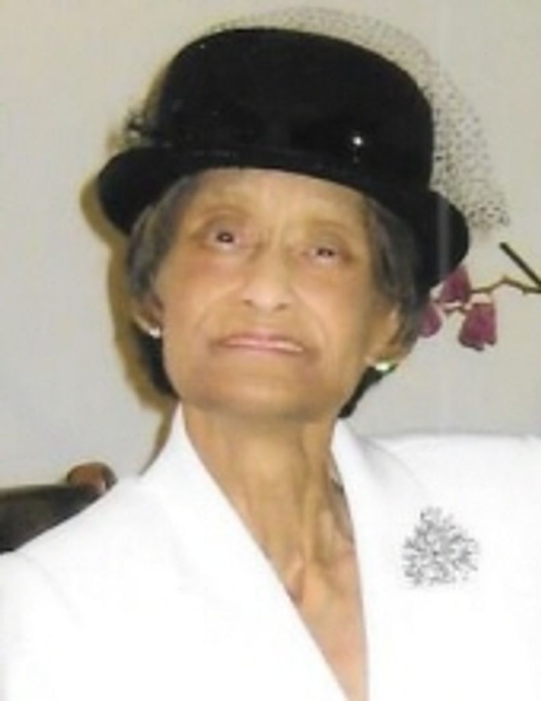Geraldine Laws (Lansing)