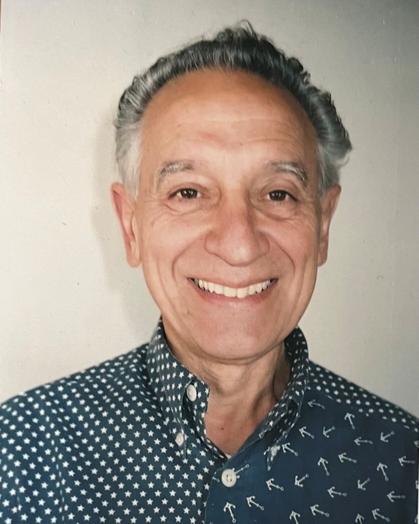 Peter Spiro Davis Profile Photo