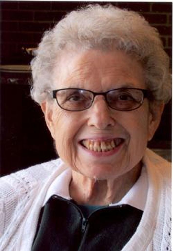 Pearl Maxine Edwardson Profile Photo