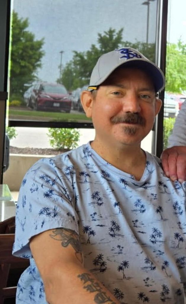 Justin Scott Hickenbotham Profile Photo