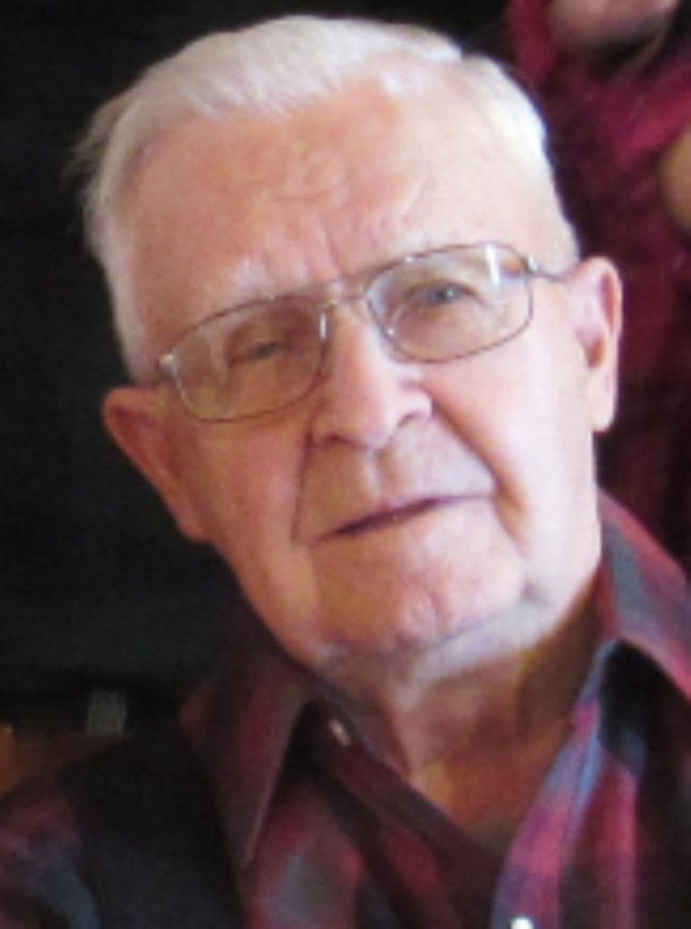 Robert Lowe Profile Photo