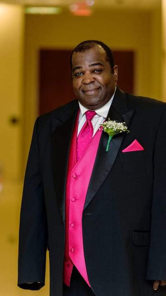 Reverend Larod Collins Profile Photo