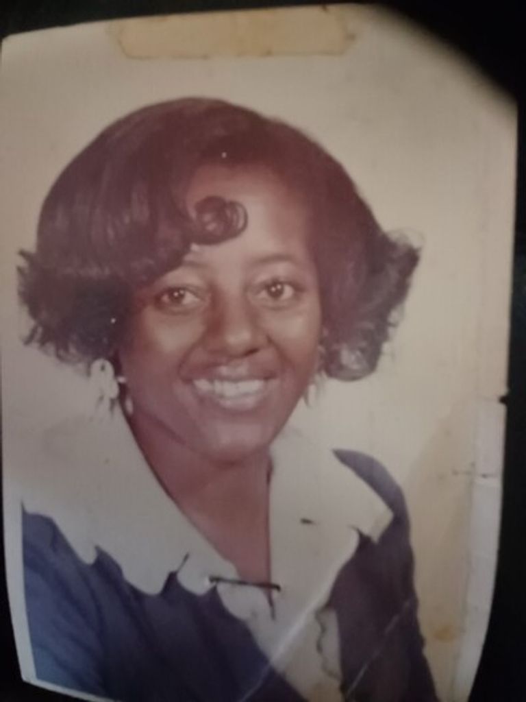Ms. Laurastine Lampkin Profile Photo