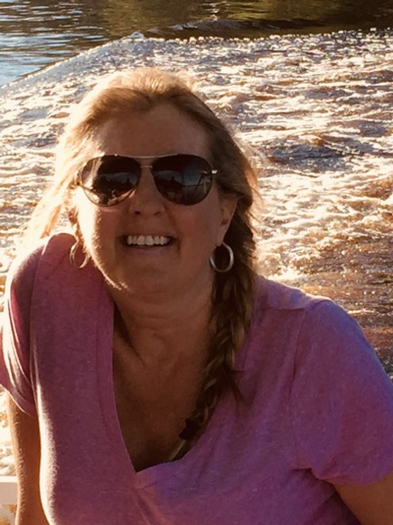 Deidre Russell Profile Photo