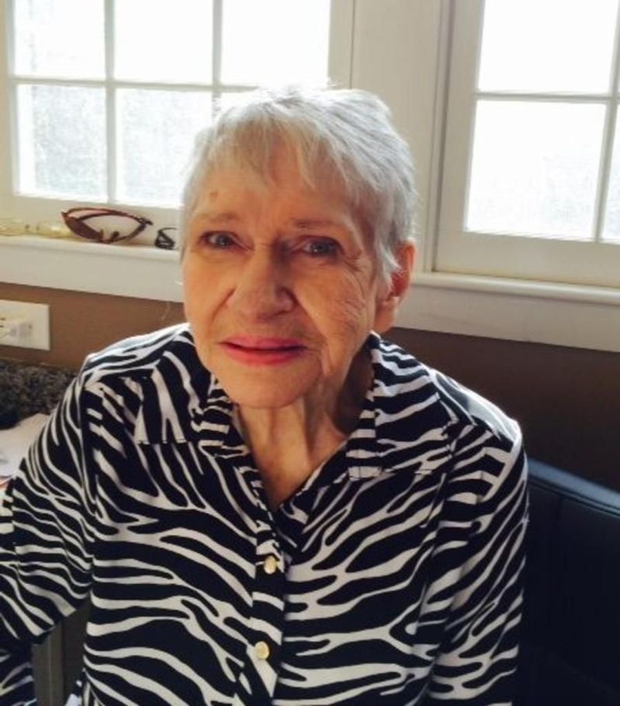Sarah Hoak Profile Photo
