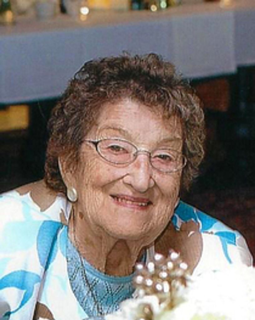 Betty V. (Albert)  Adams