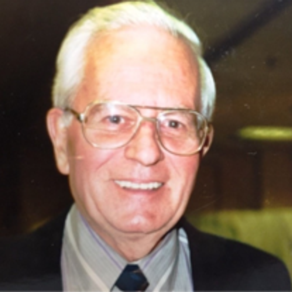 Robert (Bob) Jones