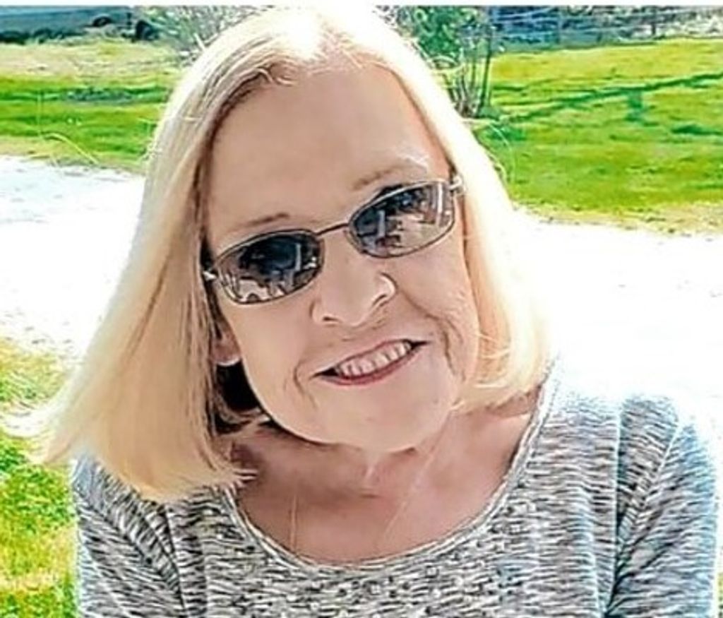 Helen Couch Profile Photo