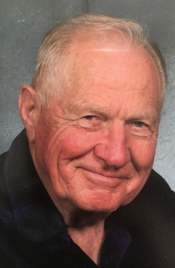 Harvey E. Erickson Profile Photo