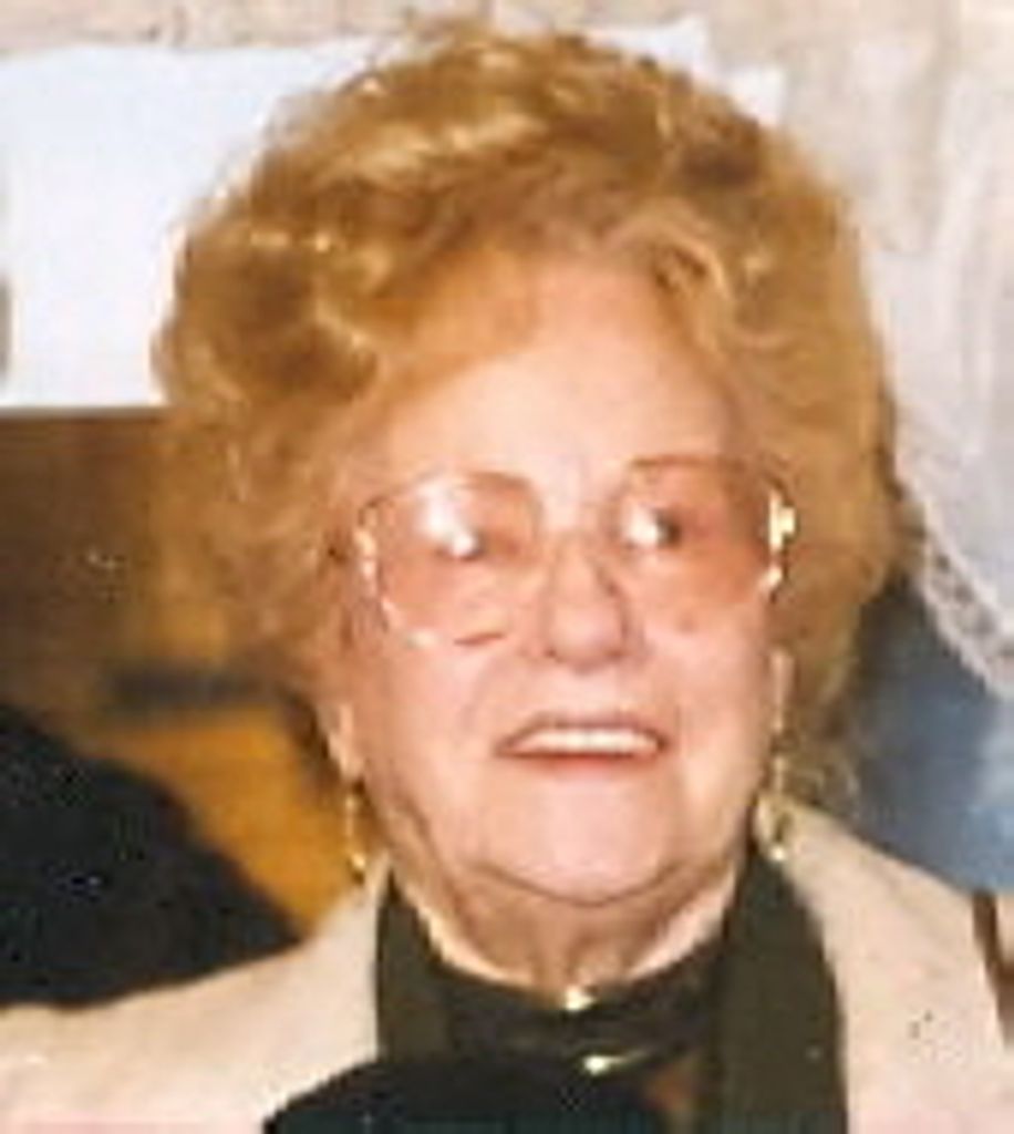 Leona E. Novak Gillette