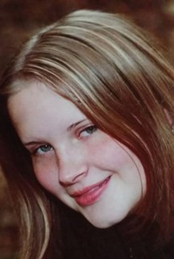 Chloe Louise Ackerly Profile Photo