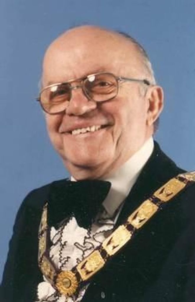 Emil V. Kazaren