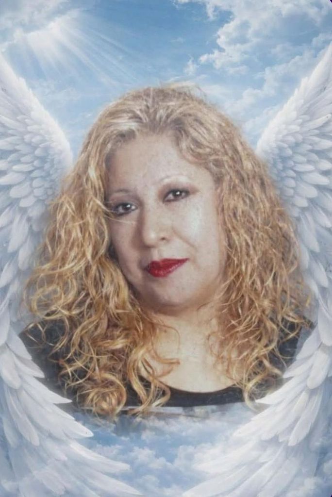 Gloria Laredo Profile Photo