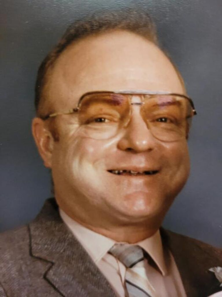 Merle Russell Stone Profile Photo