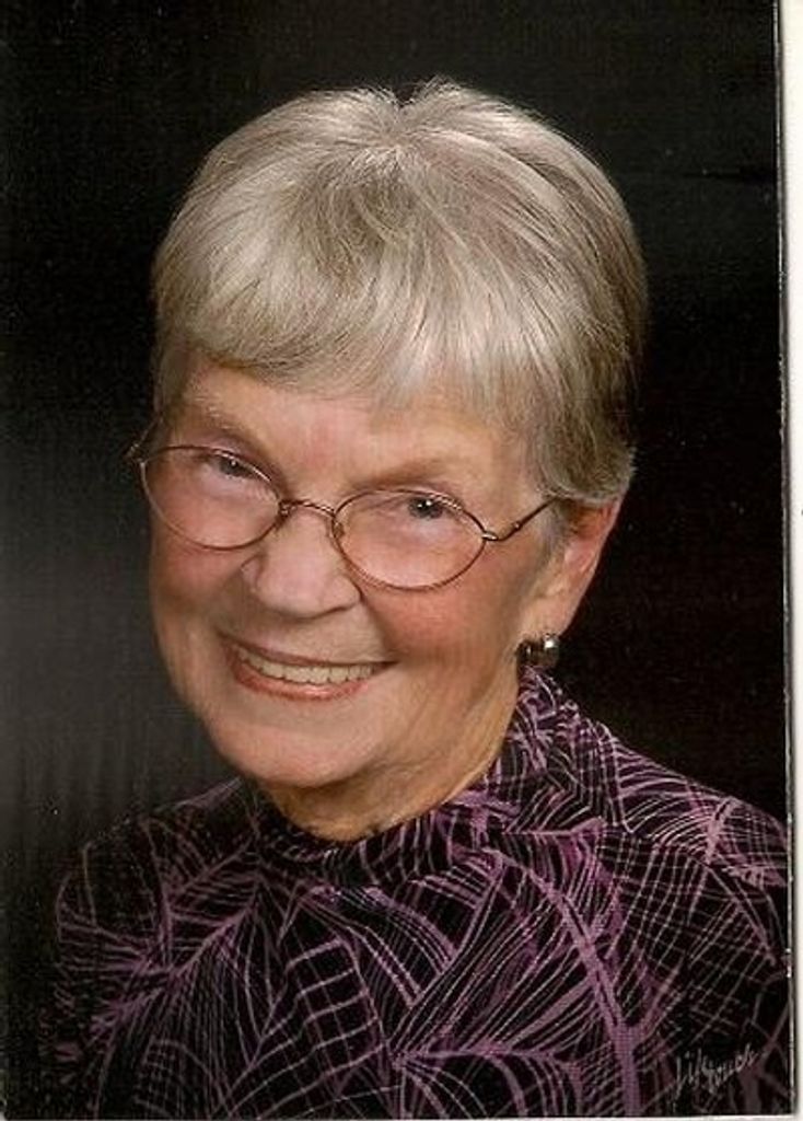 Alice Julia Jacobs Profile Photo