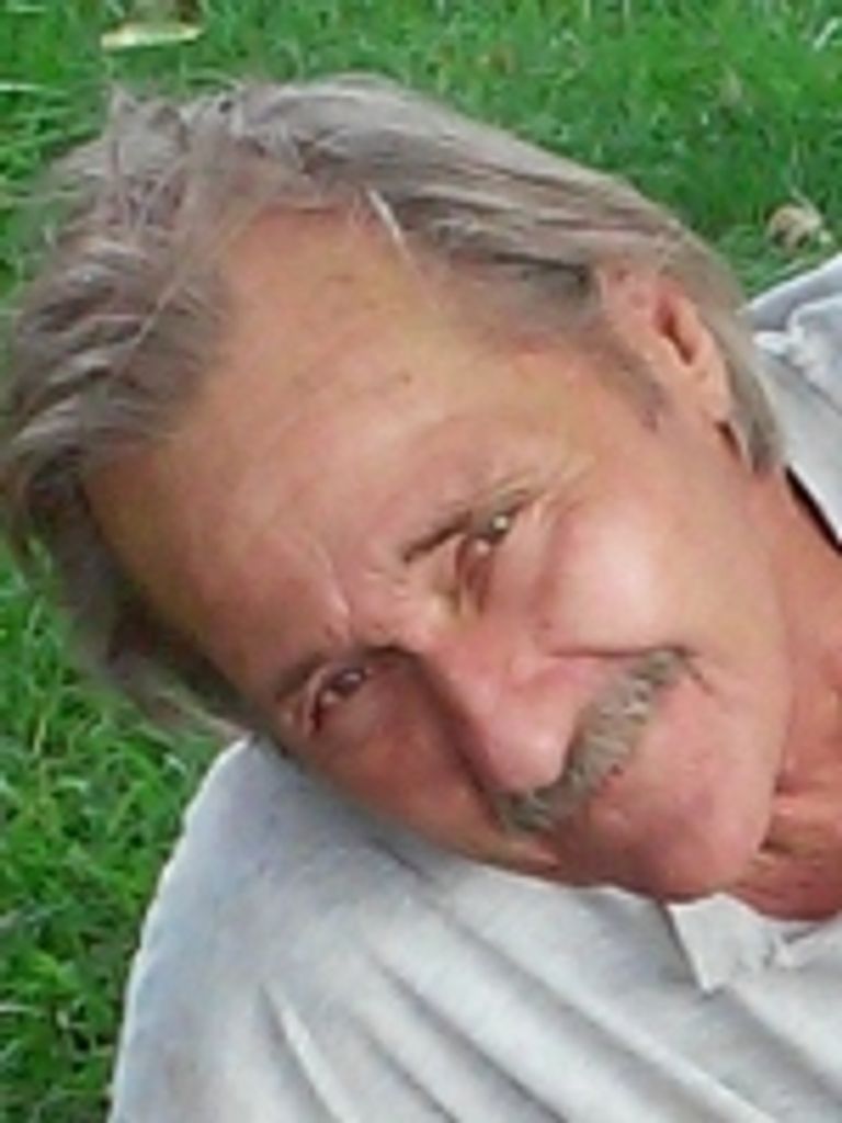 Mr. William "Bill" Leslie Holcomb