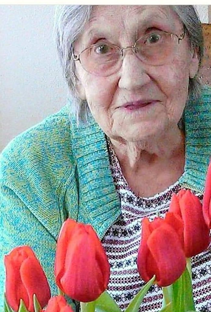 Lillian Nelson