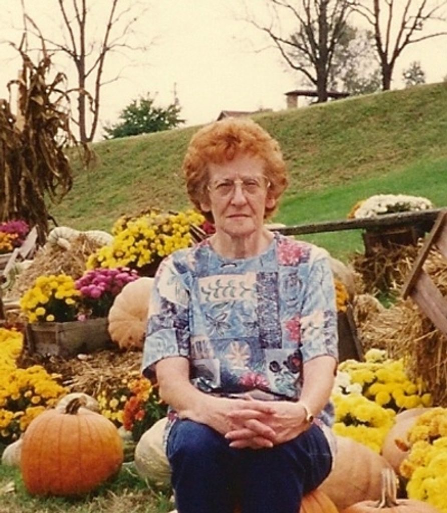 Maxine Burdett Profile Photo