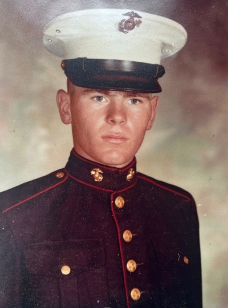 Robert Earl Old Profile Photo