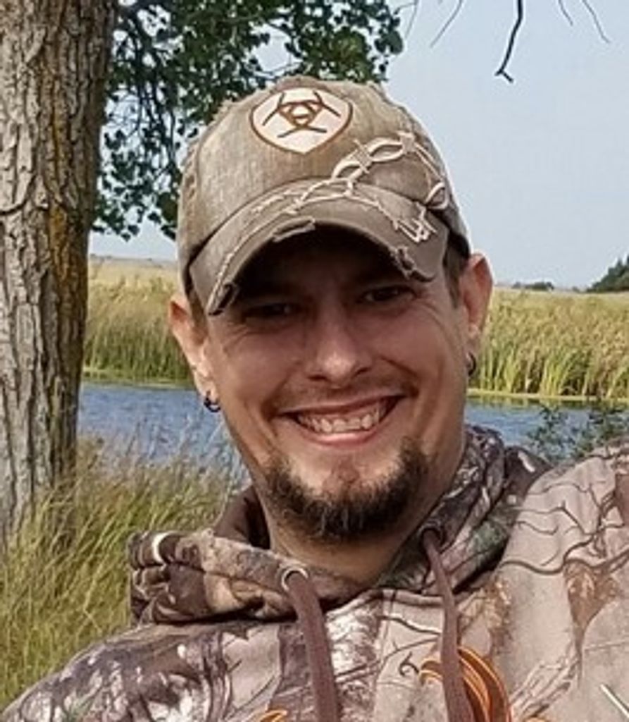 Luke David Anderson Profile Photo