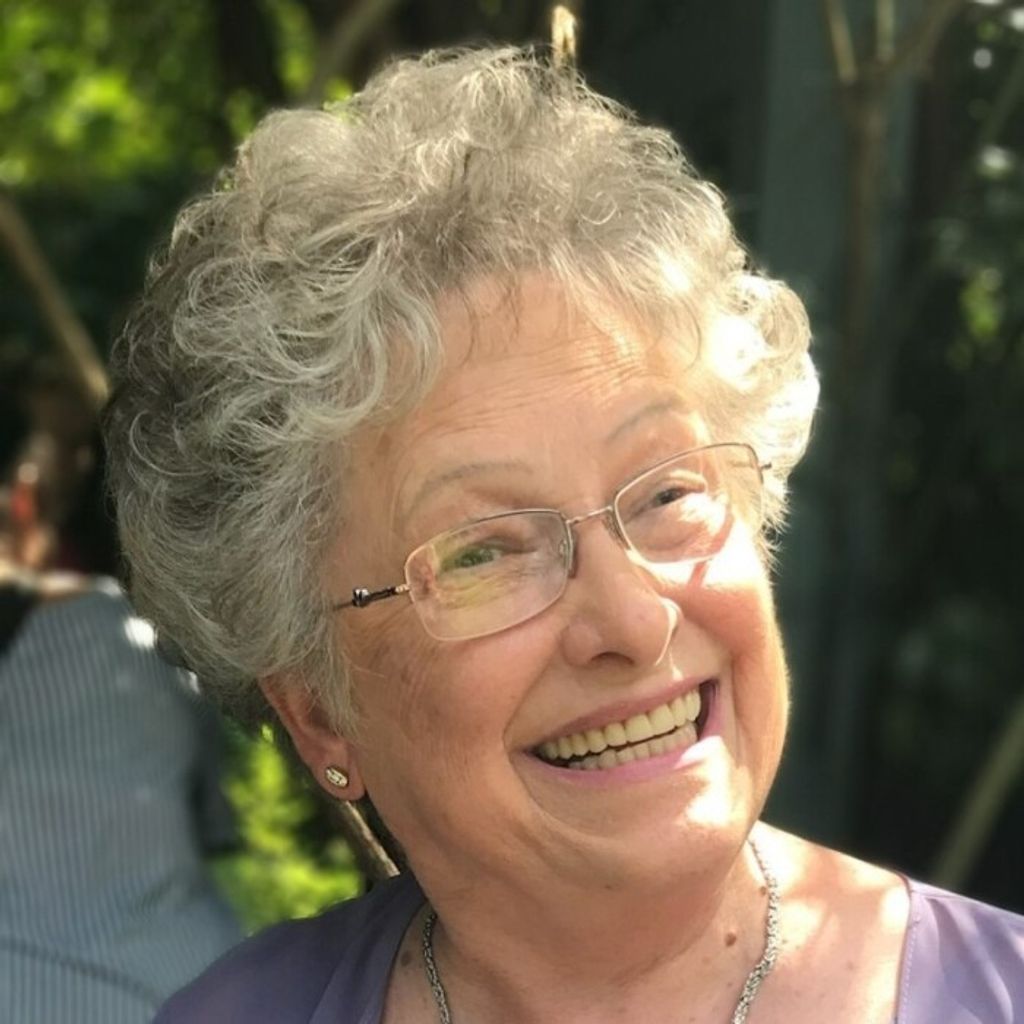 Sharon Hurst Profile Photo