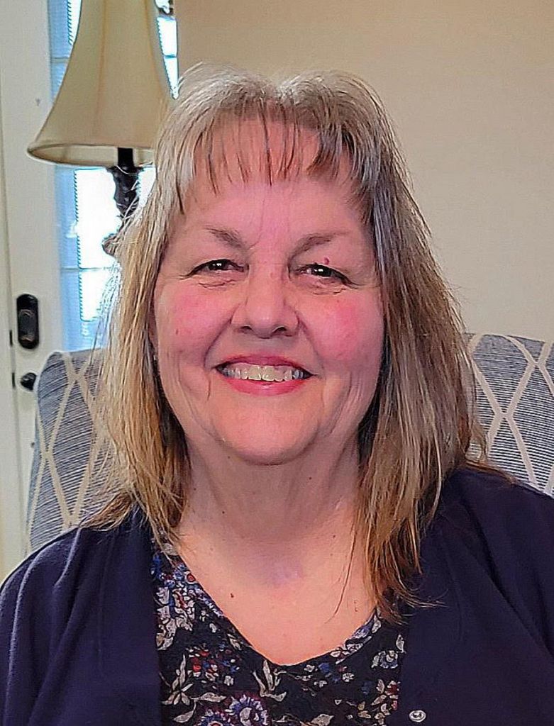 Suzanne Robbins Quarles