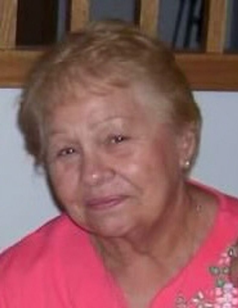 Annamae Lohmar Profile Photo