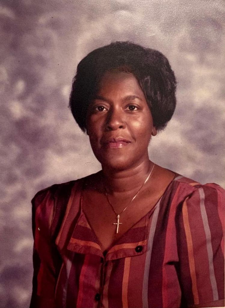 Ms. Bernadette Cunningham Profile Photo