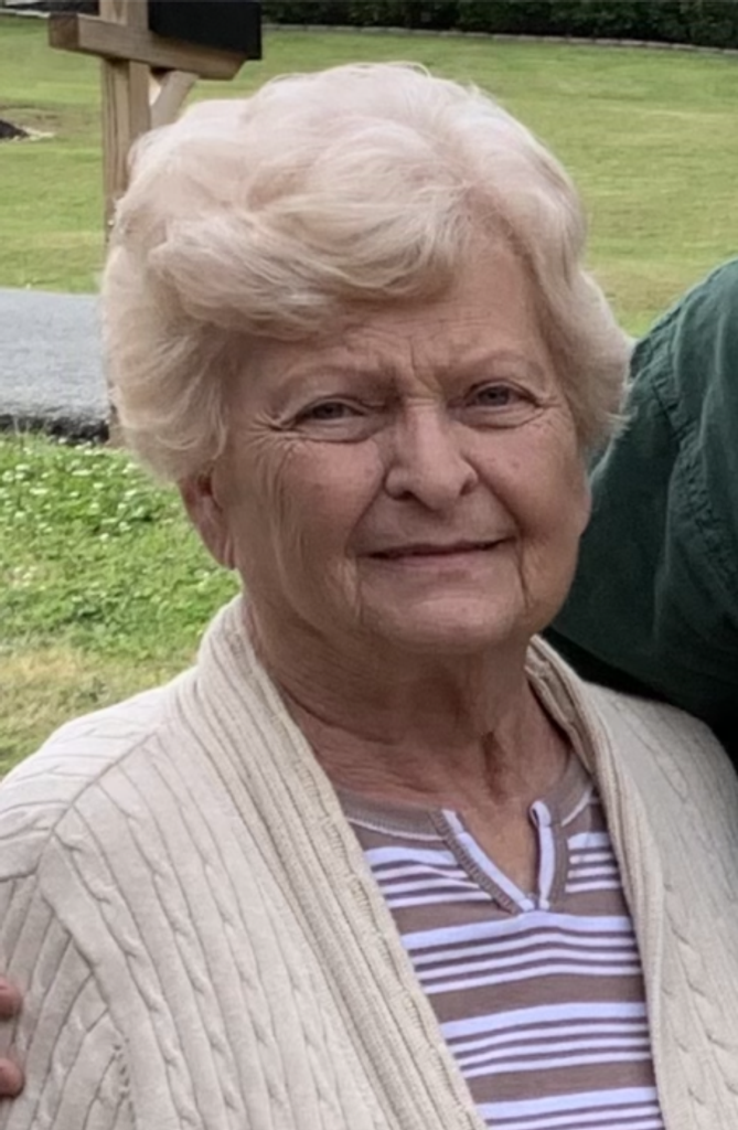 Janice (Guinn)  Bailey