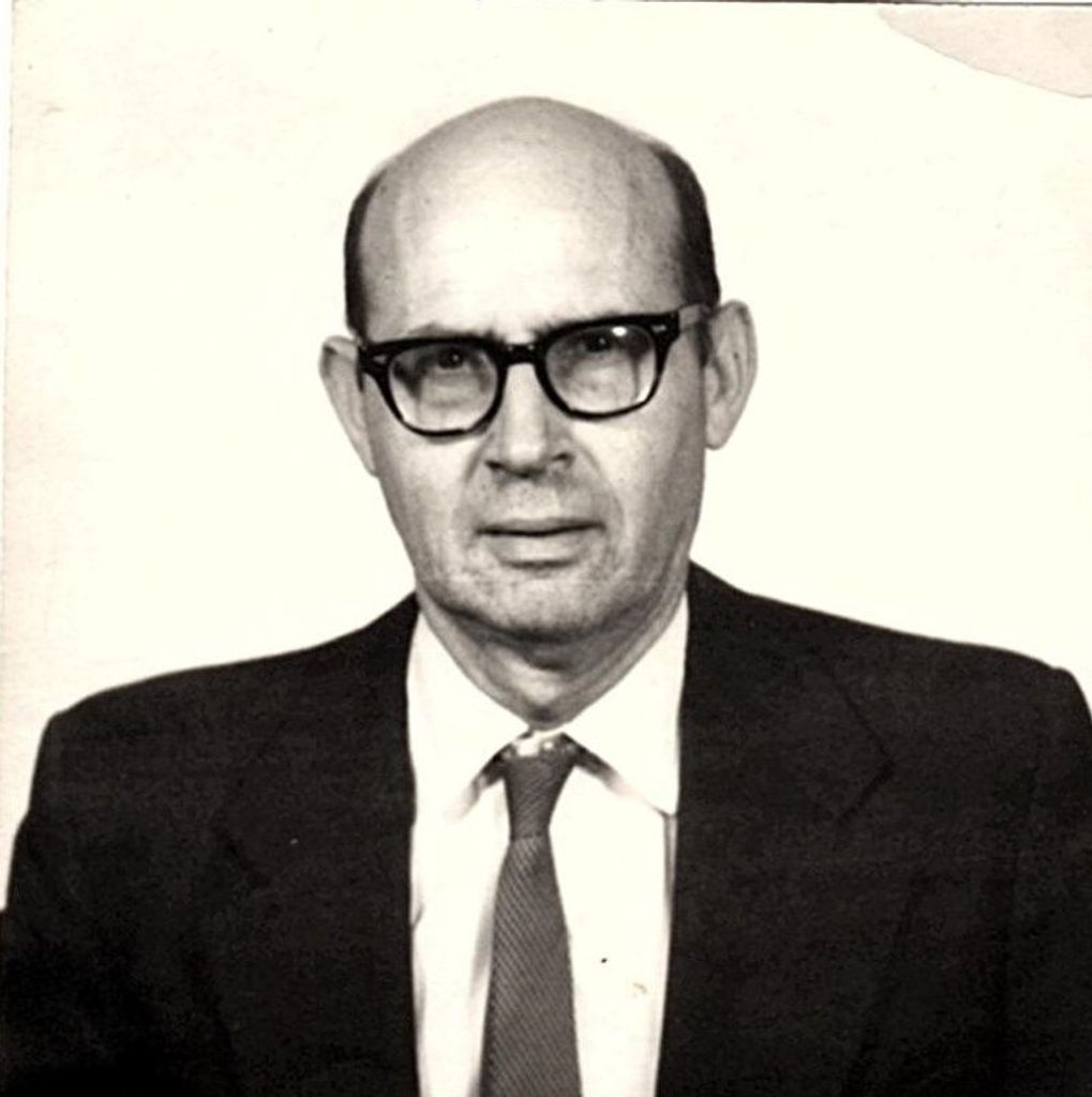 H. Richard Hellstrom Profile Photo