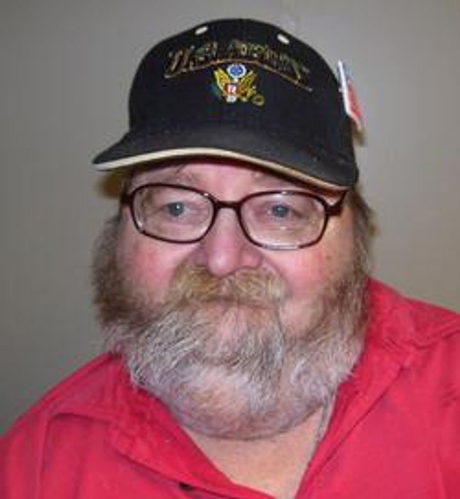 Edward Lewis Profile Photo