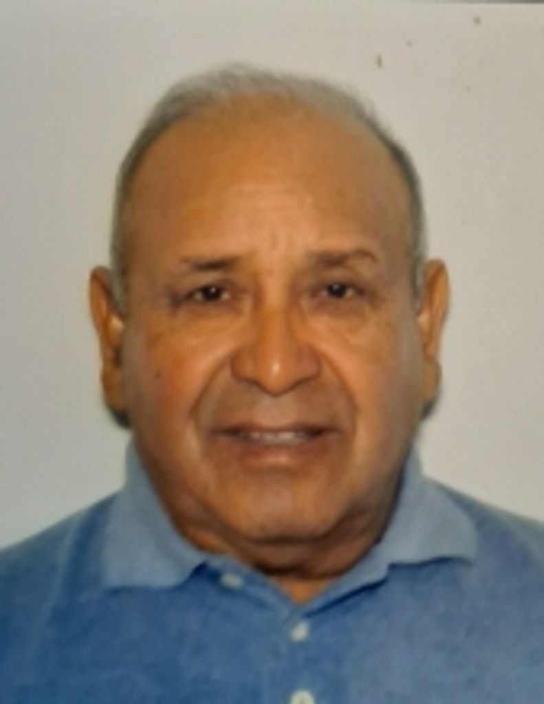 Carlos  Rivera