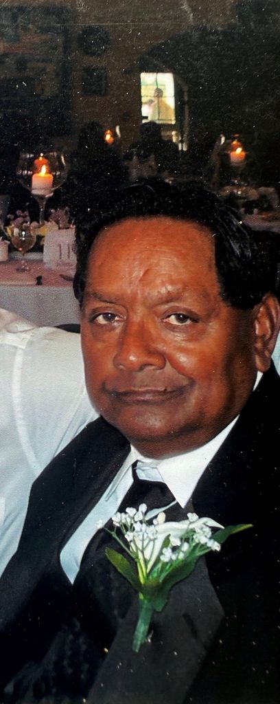 Neville Moon Persad Profile Photo