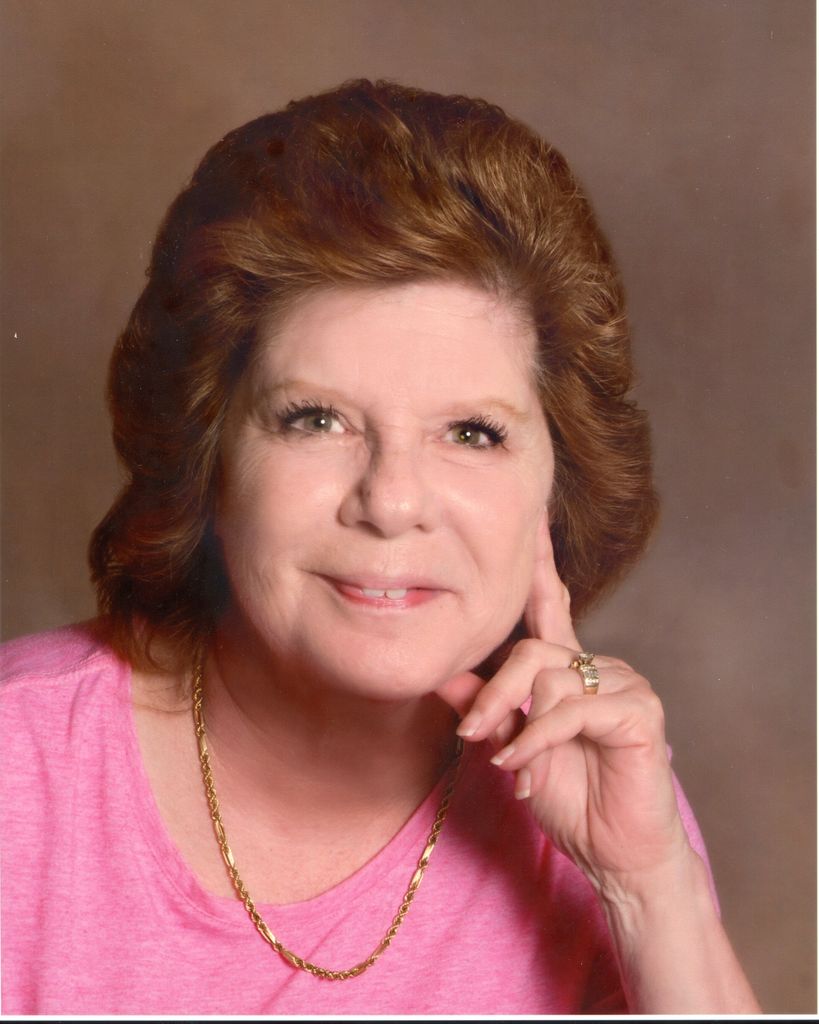 Carol Lee Hamilton Profile Photo