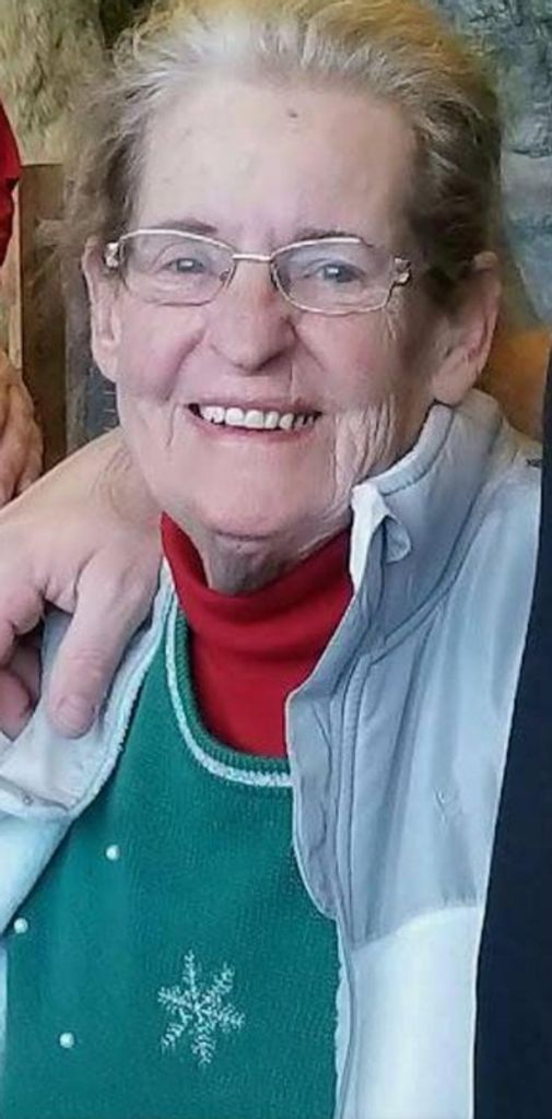 Elayne Mayes Profile Photo