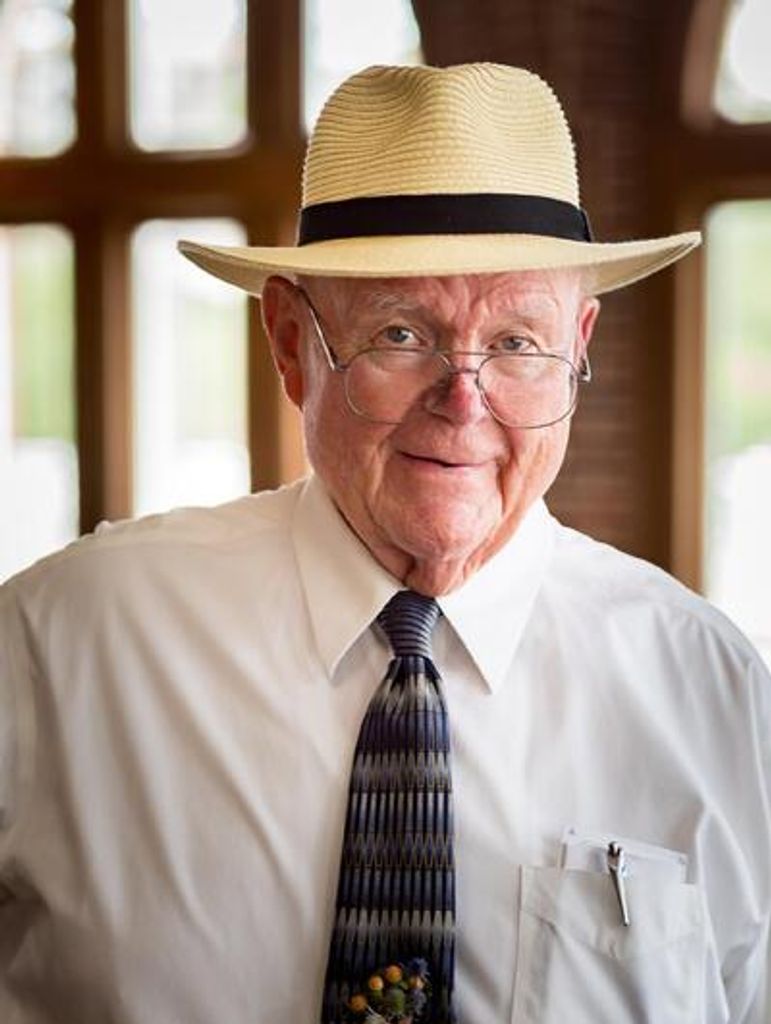 Merlin Hellman Profile Photo