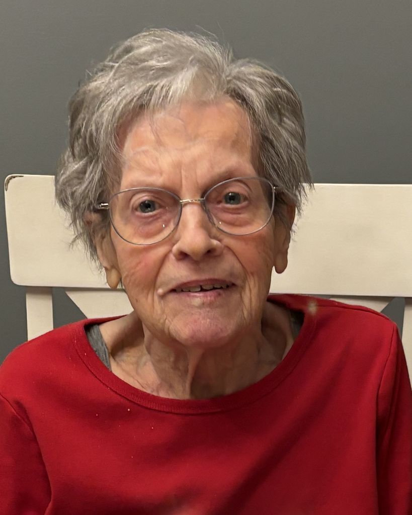 Beverly Edith Hunt (Bahr)